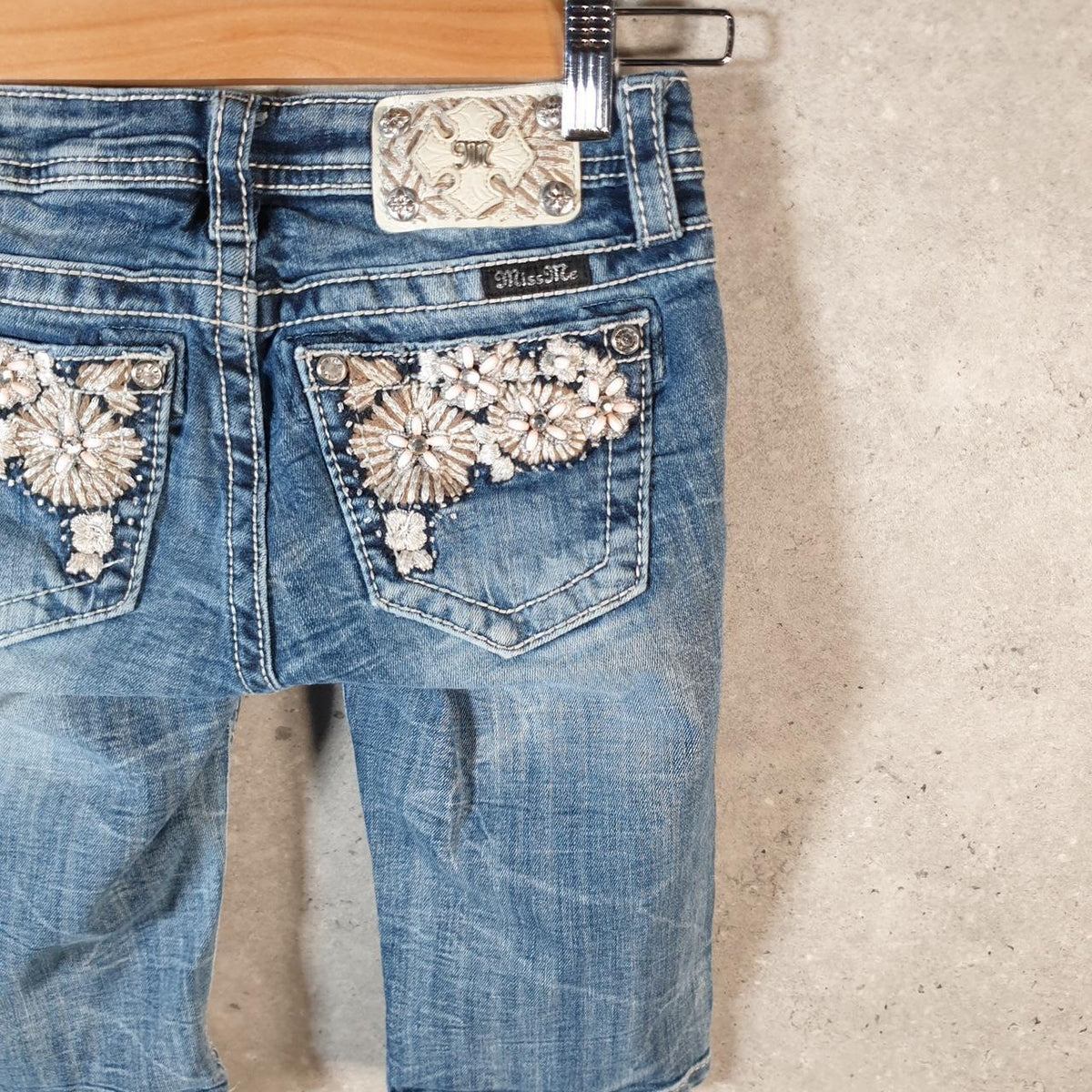 Vintage Miss Me Baggy Y2K Hip Hop Jeans Shorts Jorts Womens W24 Blue Denim Low Rise