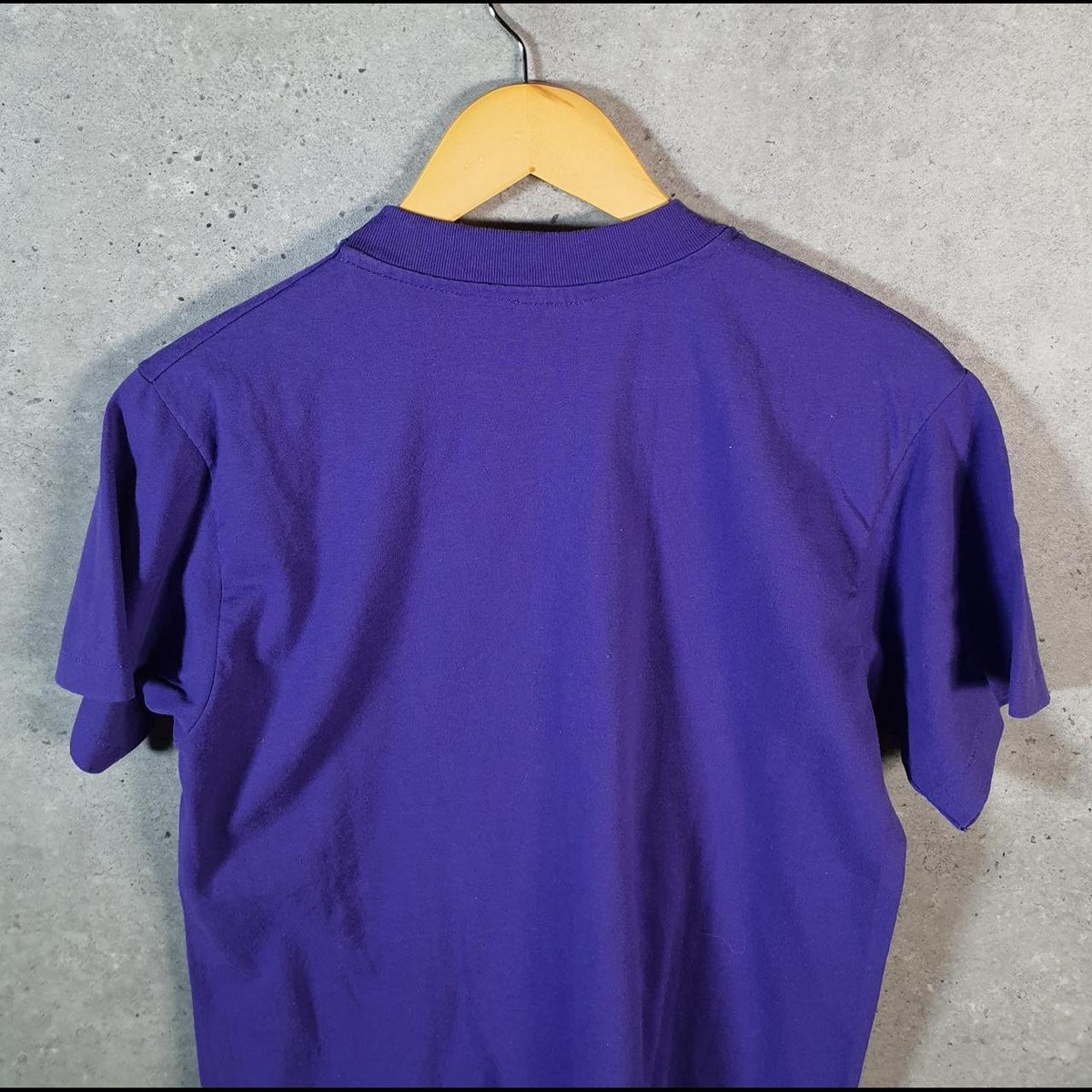 Vintage Hanes The Carolinas Flowers Birds 90s USA Single Stitch T Shirt Men’s Medium Purple C9372