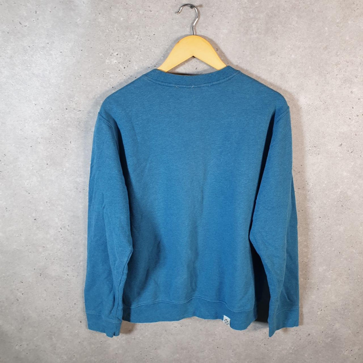 Vintage Nike Club Embroidered Sweatshirt Men’s Medium Blue Swoosh Y2K Pullover