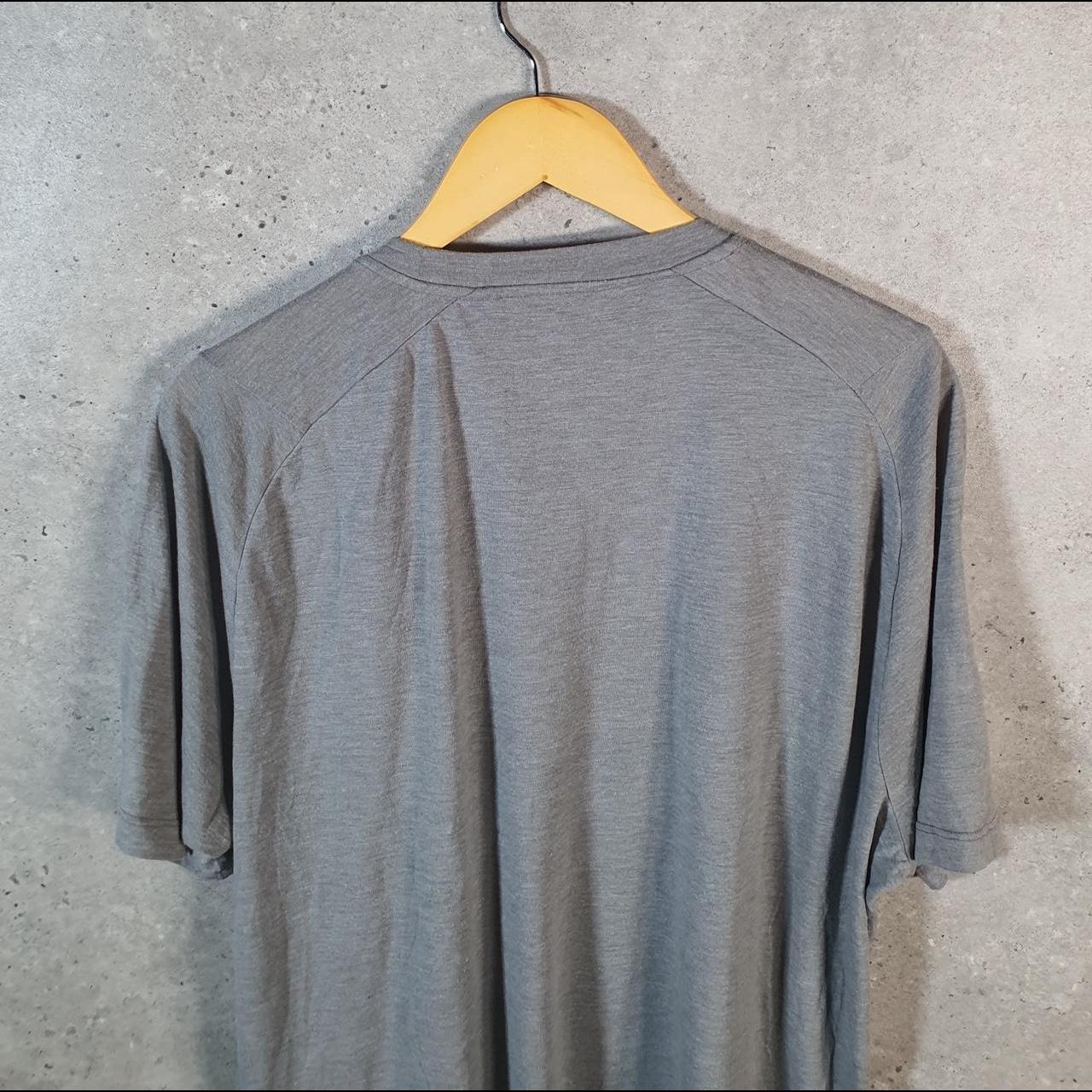 Vintage Adidas Freelift Climalite T Shirt Shirt Men’s 2XL Grey Three Stripes Logo Athletic C9728