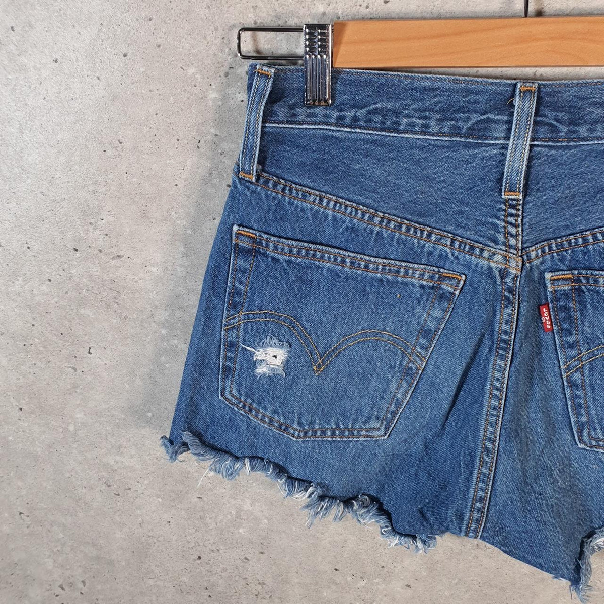 Vintage Levi’s 501 Cut Off Baggy Shorts Jorts Cargo Womens W25 Blue Relaxed Denim