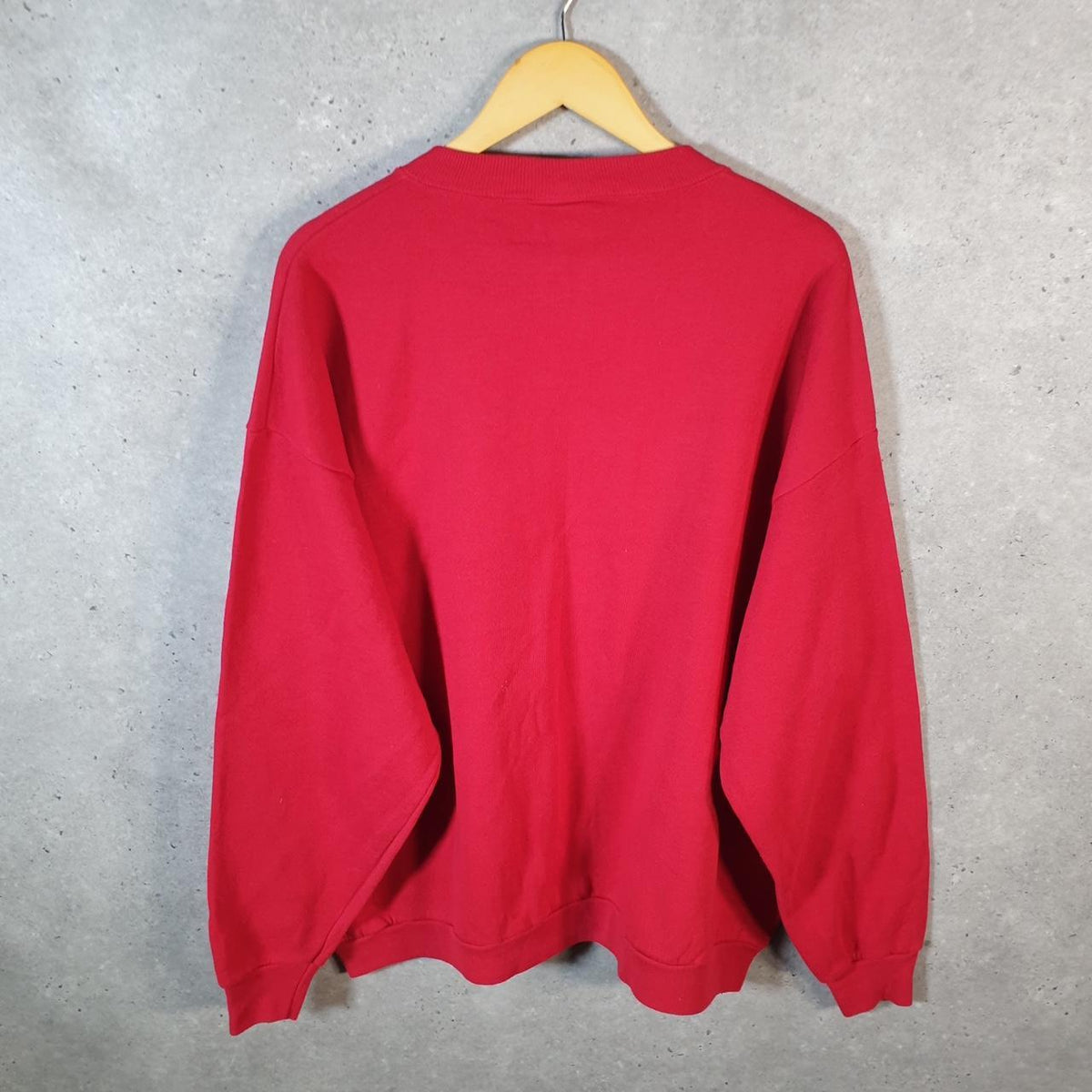 Vintage Lee Cotton Blend Sweatshirt Men’s XL Red USA Happy Holiday Westhampton Township