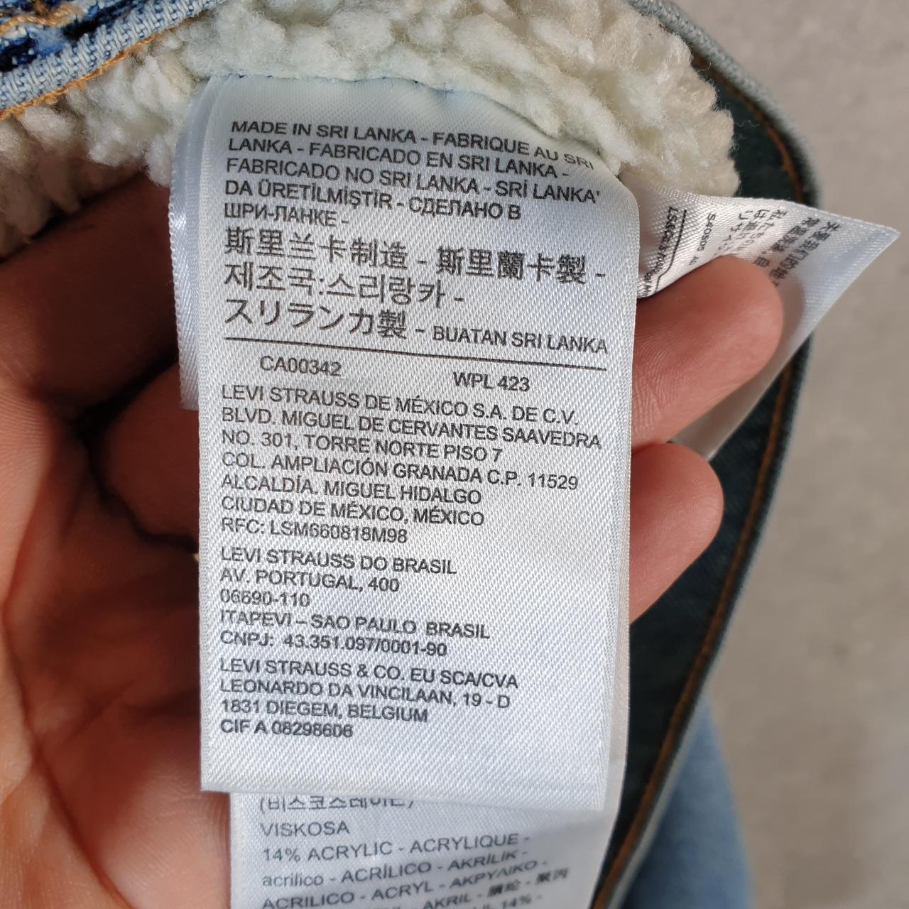 Vintage Levis Denim Jean Trucker Sherpa Jacket Womens Large Blue Button Sherling