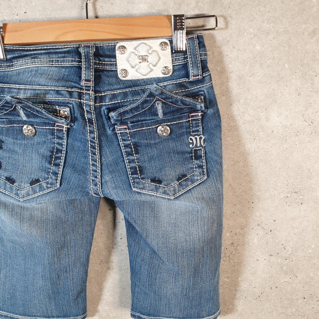 Vintage Miss Me Baggy Y2K Hip Hop Jeans Shorts Jorts Womens W24 Blue Denim Low Rise