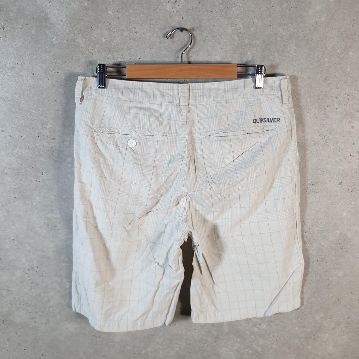 Vintage Quiksilver Chino Shorts Jorts Cargo Men’s W34 Checkered White Baggy Cotton