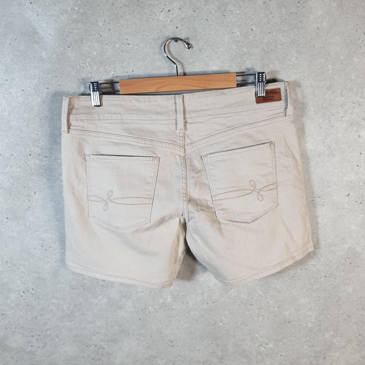 Vintage Levi’s Modern Shorts Jorts Cargo Womens W34 Beige Relaxed Cotton