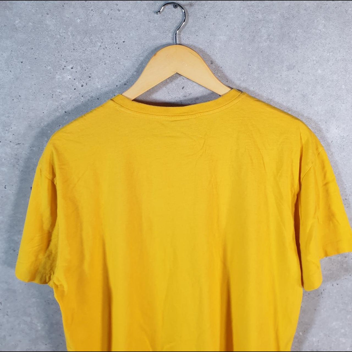 Vintage Ralph Lauren Polo T Shirt Men’s Medium Yellow Embroidered Classic Fit Pony C8588