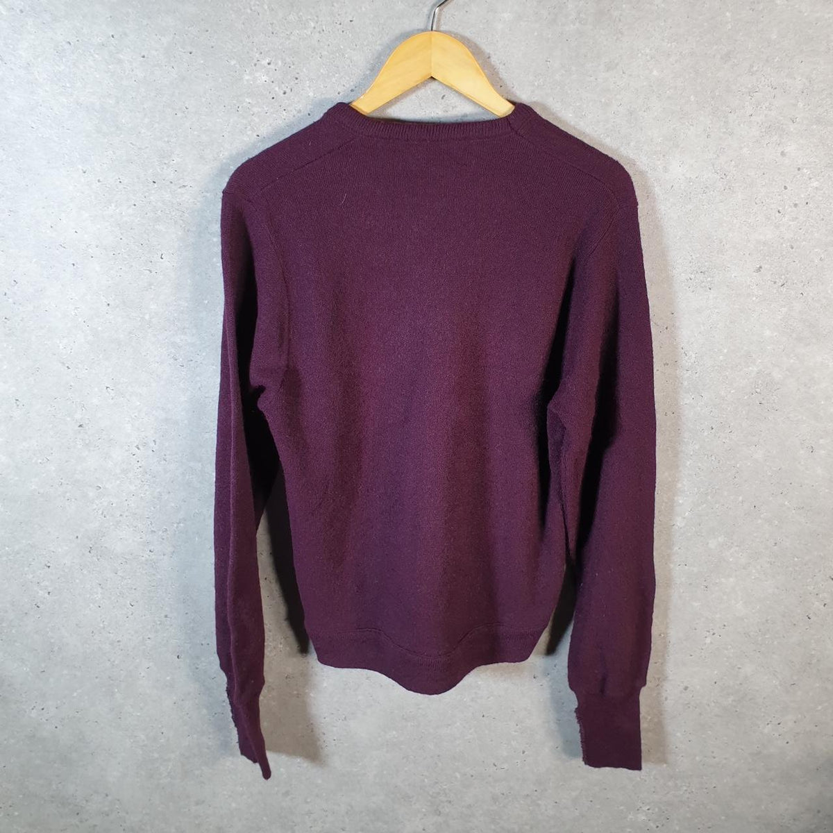 Vintage Izod Lacoste 90s USA Sweatshirt Men’s Medium Burgundy Pullover Logo Y2K Jumper