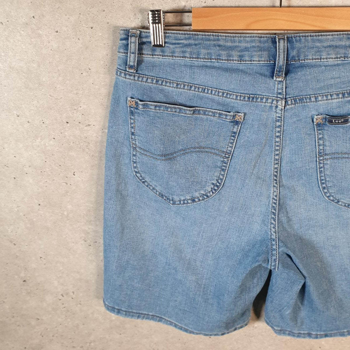 Vintage Lee Baggy Shorts Jorts Cargo Womens W34 Blue Relaxed Denim