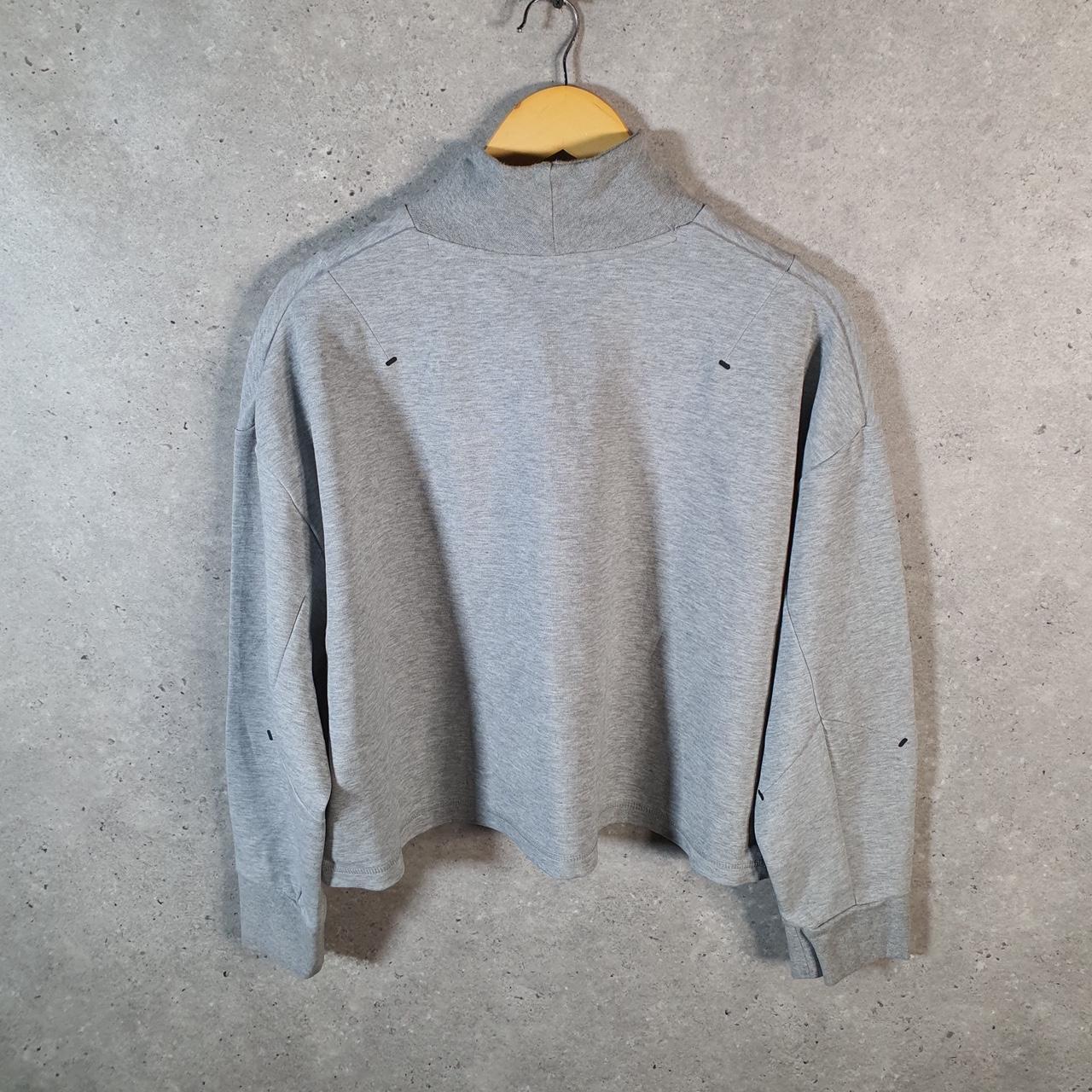 Vintage Nike Tech Cropped Sweatshirt Womens M Grey Swoosh Y2K Pullover Logo