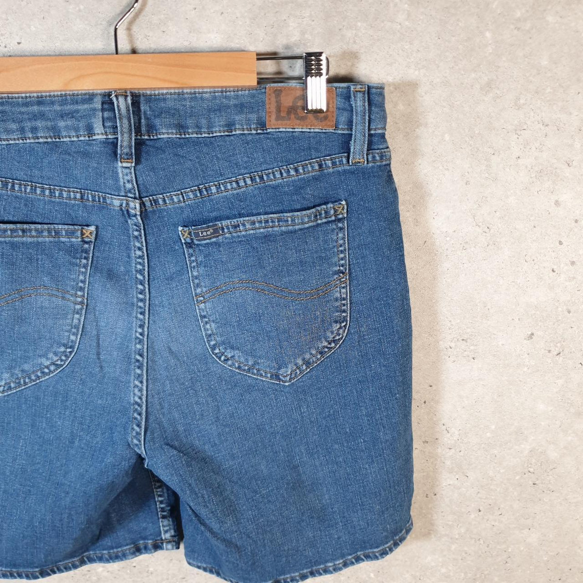Vintage Lee Baggy Shorts Jorts Cargo Womens W32 Blue Relaxed Denim