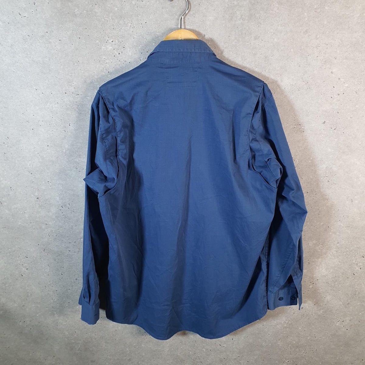 Vintage Carhartt Shirt Button Down Mens Large Blue Long Sleeve Chore Utility Relaxed Big Fish Vintage