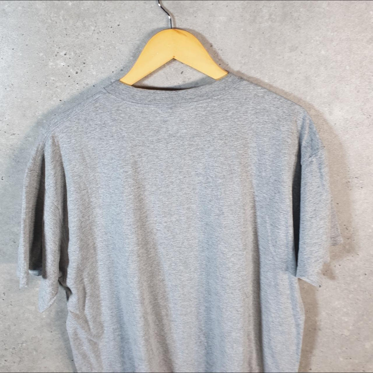 Vintage Disney 2003 Florida Mickey Mouse T Shirt Men’s  Medium Grey Graphic Cartoon C9900