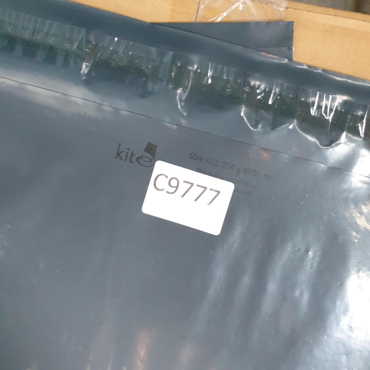 Vintage Nike 90s Swoosh Spellout T Shirt Shirt Men’s Large Pink Logo Athletic C9777