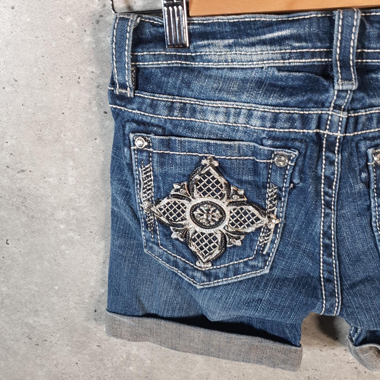 Vintage Miss Me Baggy Y2K Hip Hop Jeans Shorts Jorts Womens W24 Blue Denim Low Rise