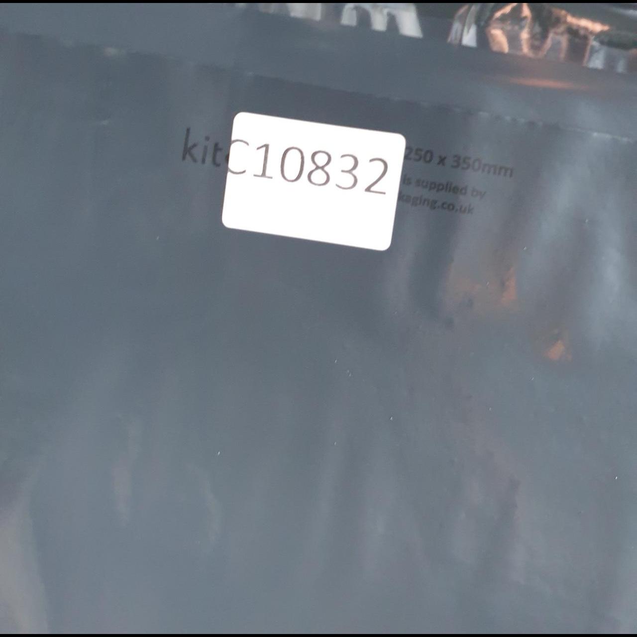 Vintage Adidas PrimeGreen T Shirt Men’s Medium Grey Three Stripes Logo Athletic