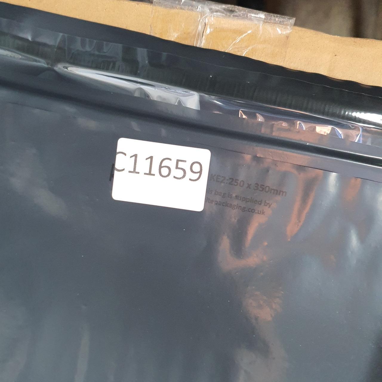 Vintage Hurley Graphic T Shirt Men’s Small Grey Striped Casual Sports Logo Athletic