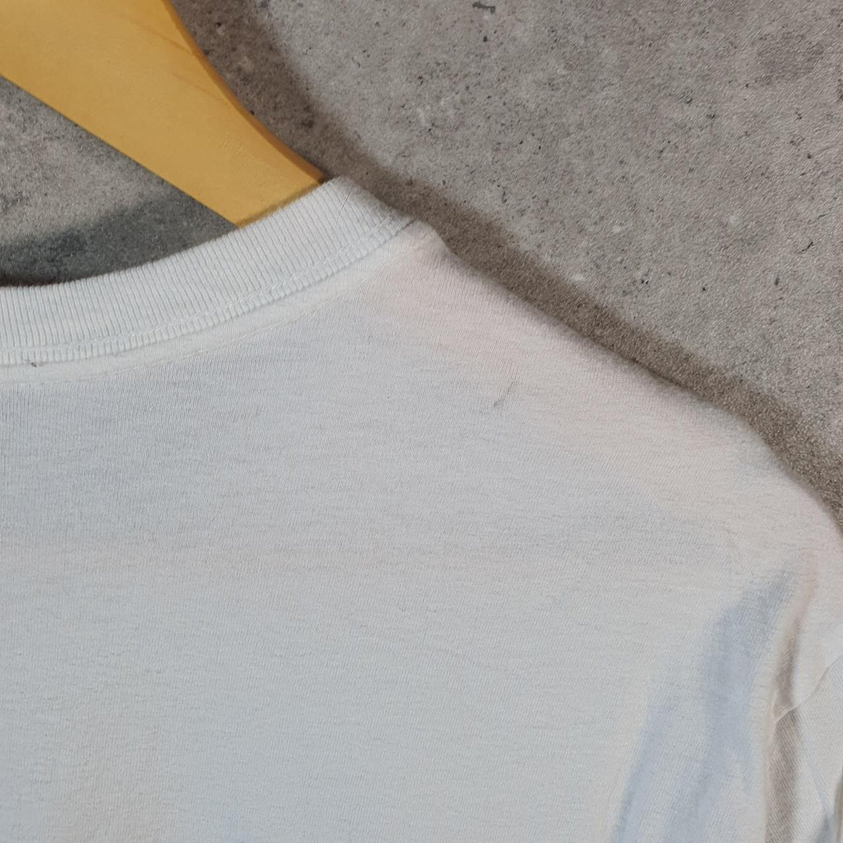 Vintage Gap T Shirt Men’s Medium White Standard Fit Casual Blank