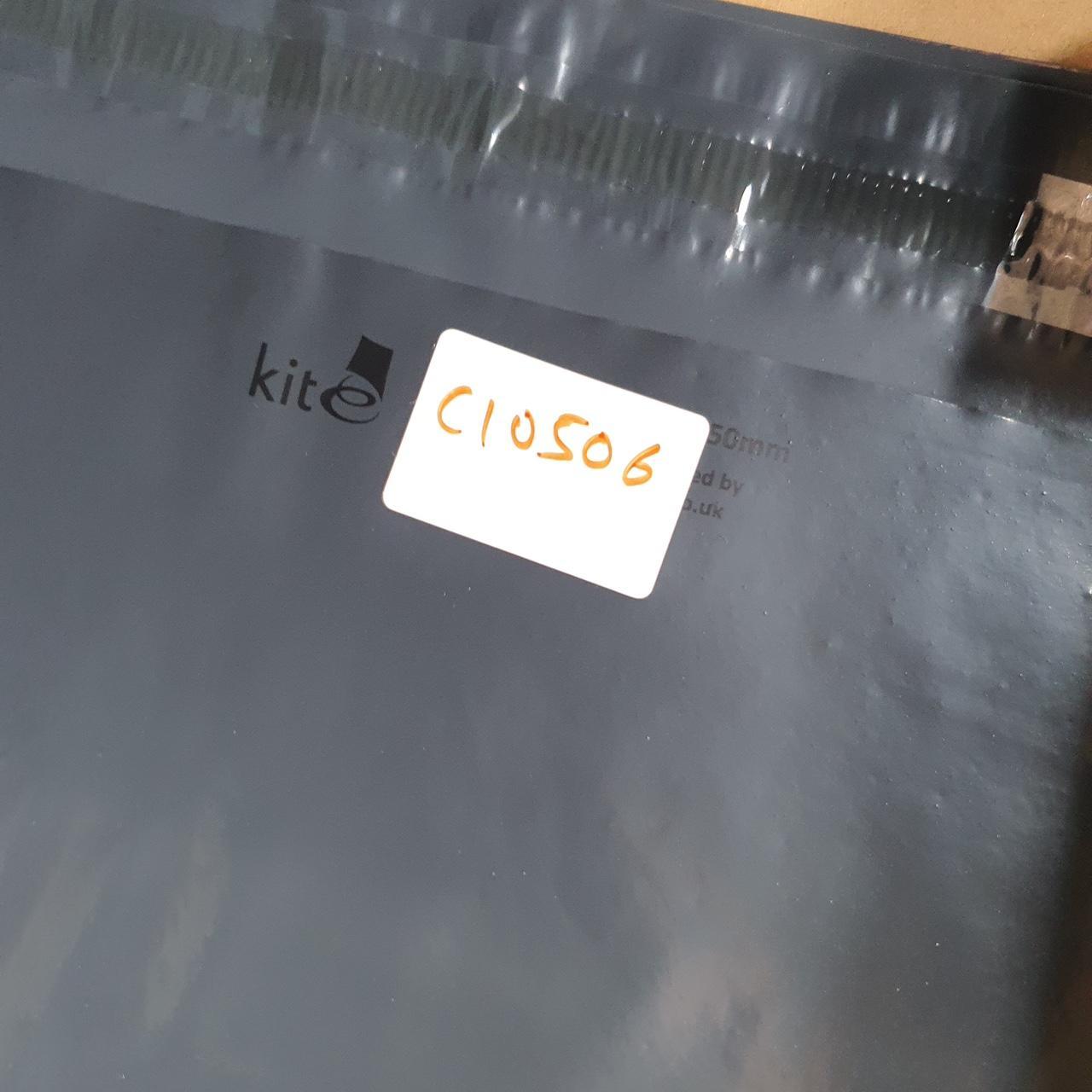 Vintage Adidas T Shirt Men’s Medium Grey Three Stripes Logo Athletic