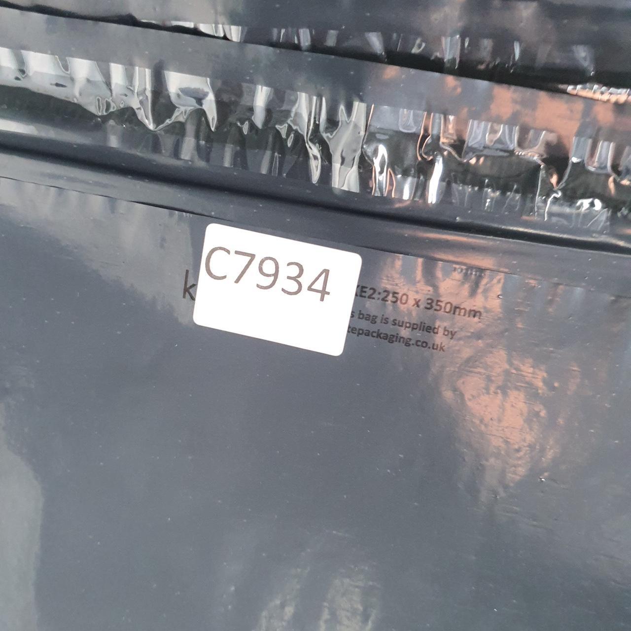 Vintage Nike Club T Shirt Men’s XL Black Embroidered Swoosh Logo Athletic Big Fish Vintage