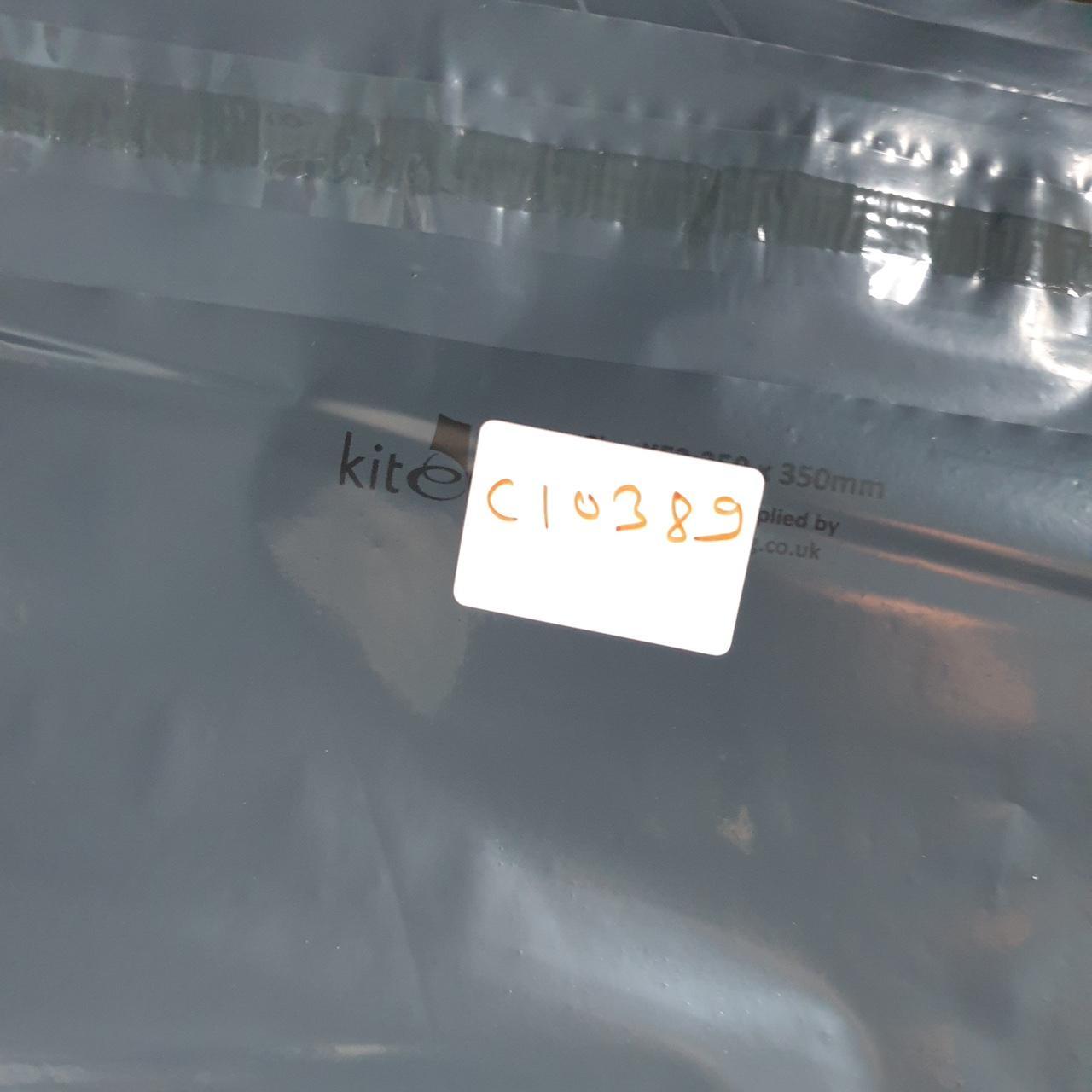 Vintage Adidas Athletes T Shirt Men’s Small White Three Stripes Athletic