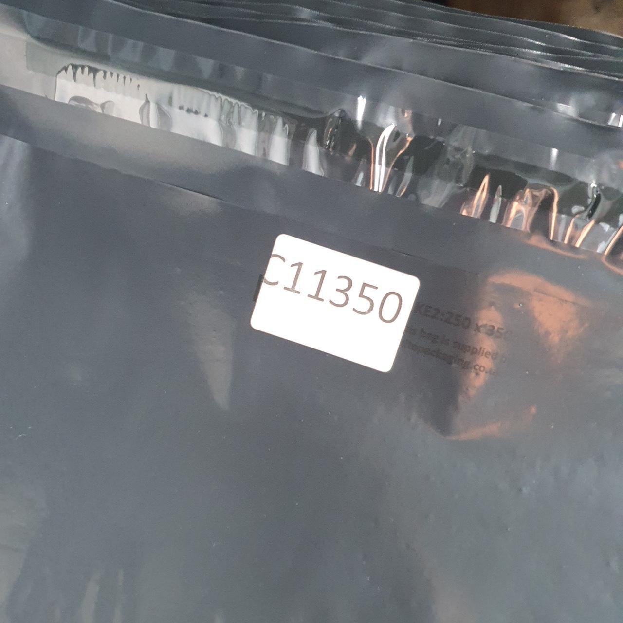 Vintage Adidas Spellout T Shirt Men’s Large Black Three Stripes Logo Athletic