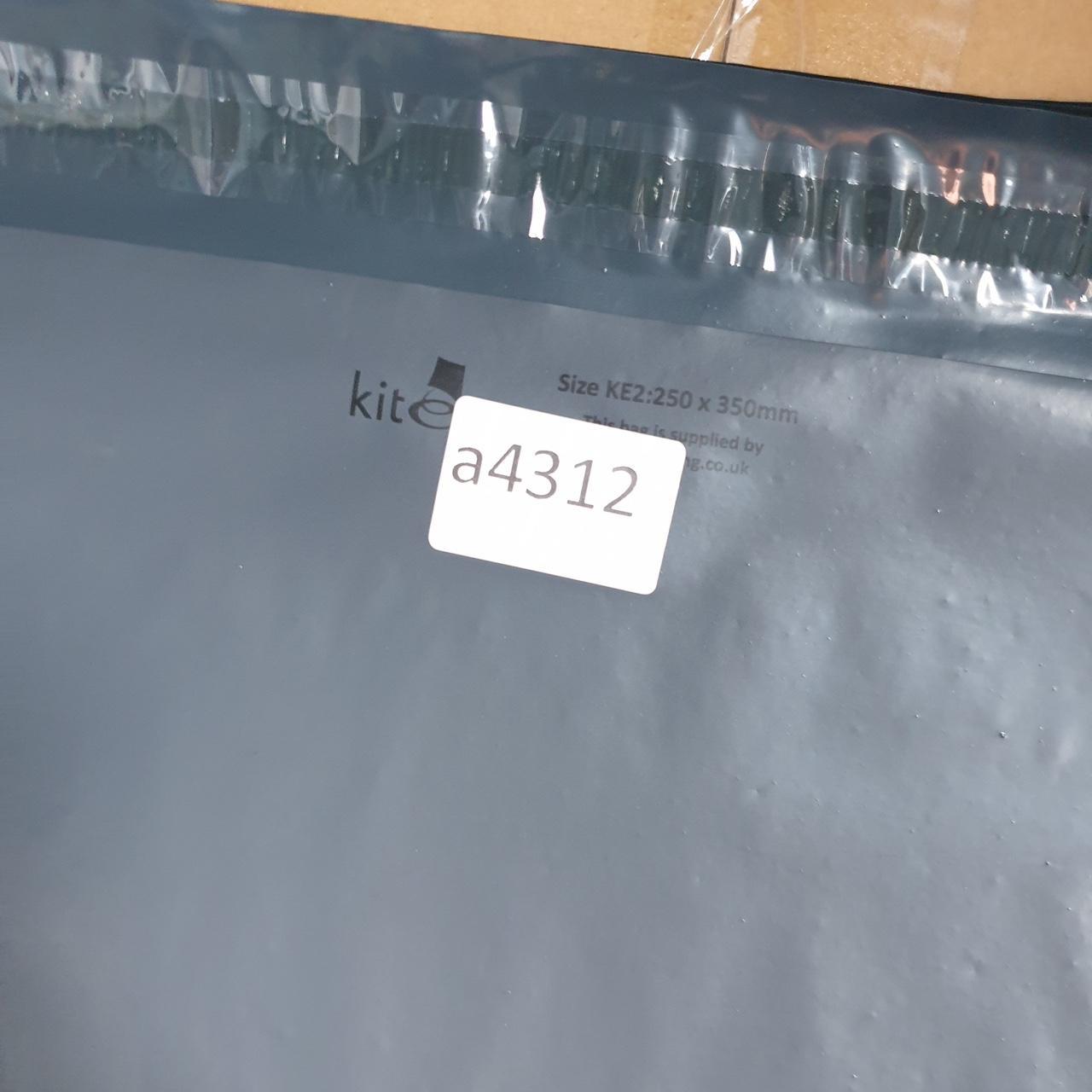 Vintage Columbia Performance Fishing Gear Shorts Men’s Small Blue Athletic Hiking