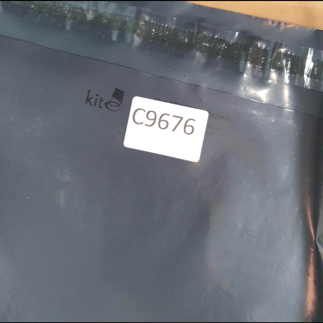 Vintage Adidas Go Tee T Shirt Shirt Men’s Medium Grey Three Stripes Logo Athletic C9676