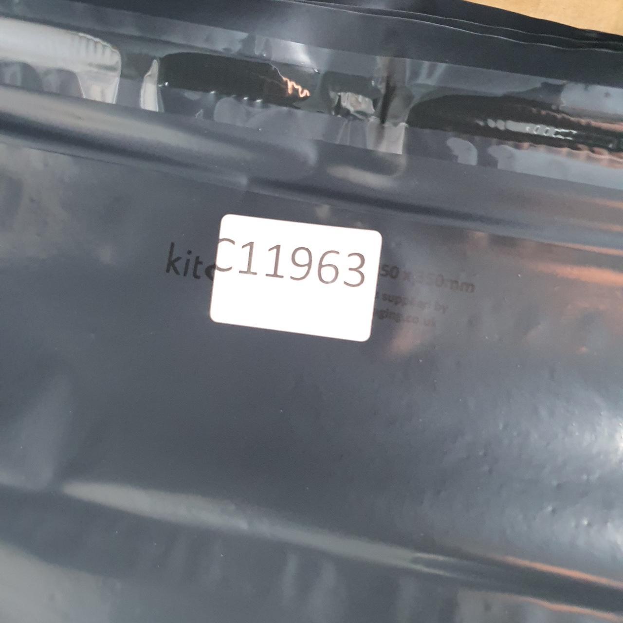 Vintage Adidas Amplifier Retro T Shirt Men’s Large Yellow Three Stripes Logo