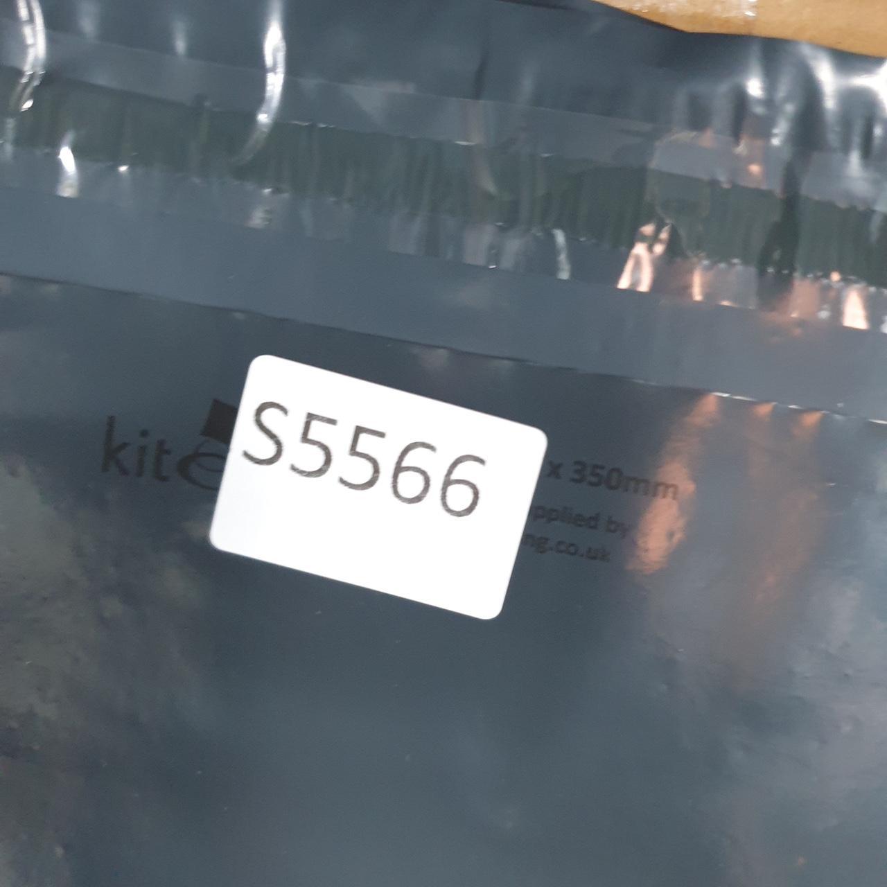 Vintage Levi’s 501 Baggy Shorts Jorts Cargo Womens W28 Black Relaxed Denim