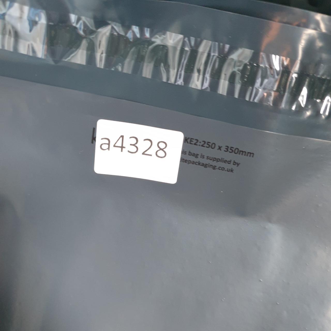 Vintage Wrangler Denim Shorts Jorts Cargo Men’s W40 Blue Baggy Cotton