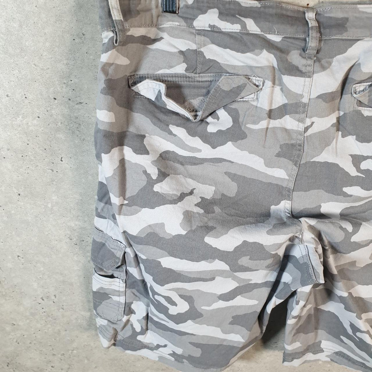 Vintage Chaps Ralph Lauren Polo Shorts Jorts Cargo Men’s W38 Camouflage Baggy Cotton