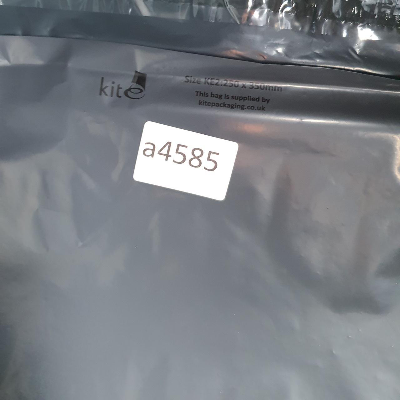 Vintage Levi’s Mid Rise Bermuda Short Baggy Shorts Jorts Cargo Womens W32 Blue Relaxed Denim A4585