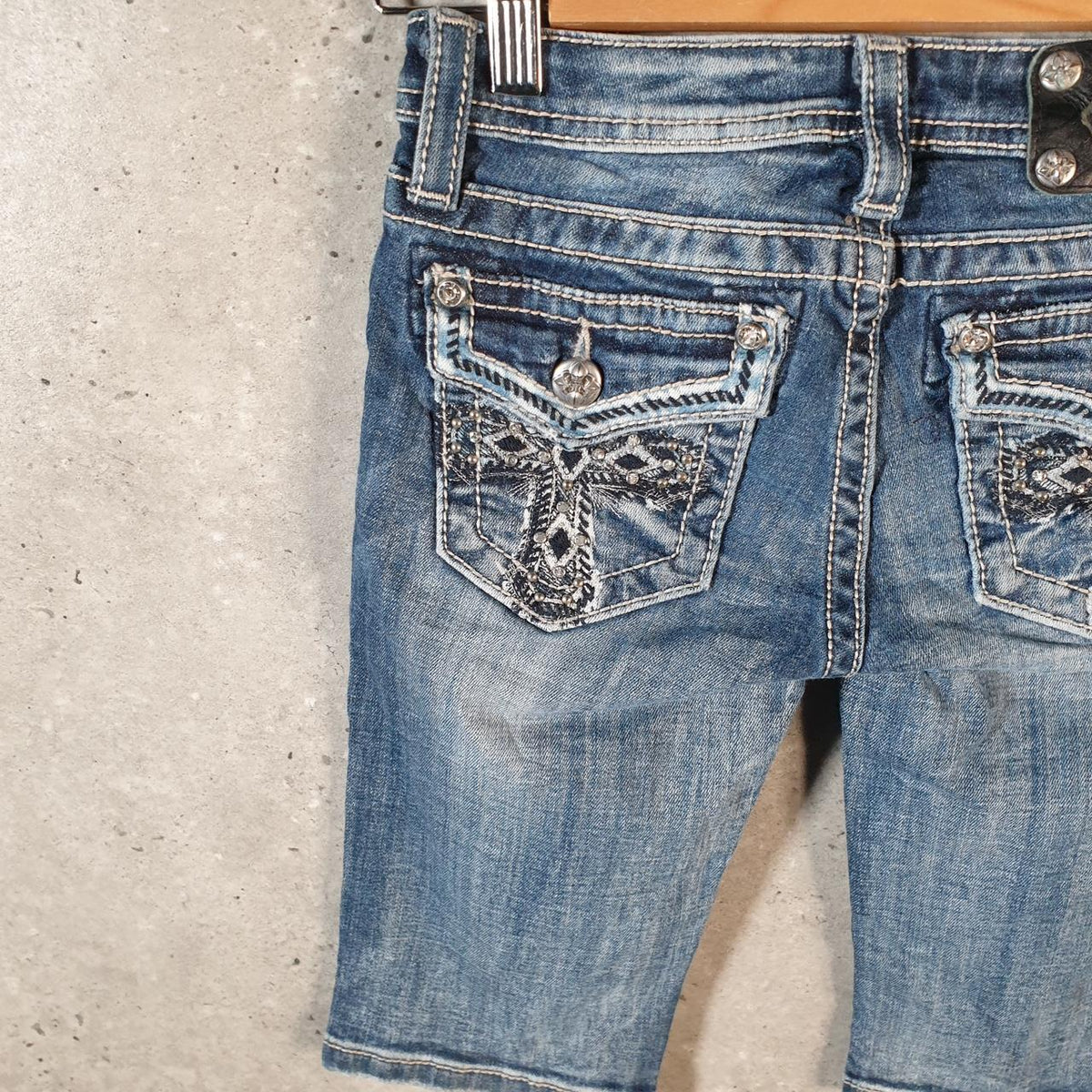 Vintage Miss Me Baggy Y2K Hip Hop Jeans Shorts Jorts Womens W24 Blue Denim Low Rise