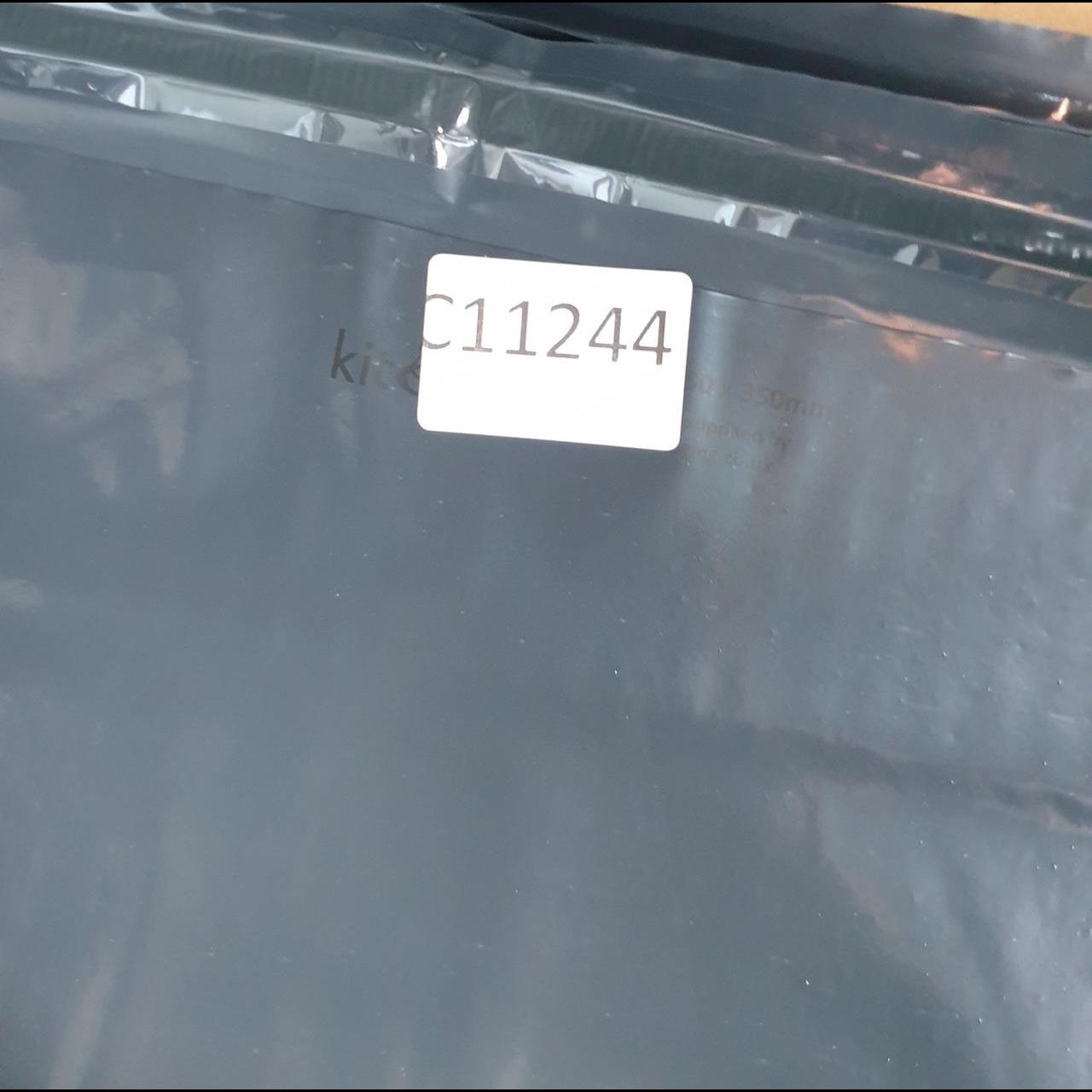 Vintage Adidas Spellout T Shirt Men’s Medium Grey Three Stripes Logo Athletic