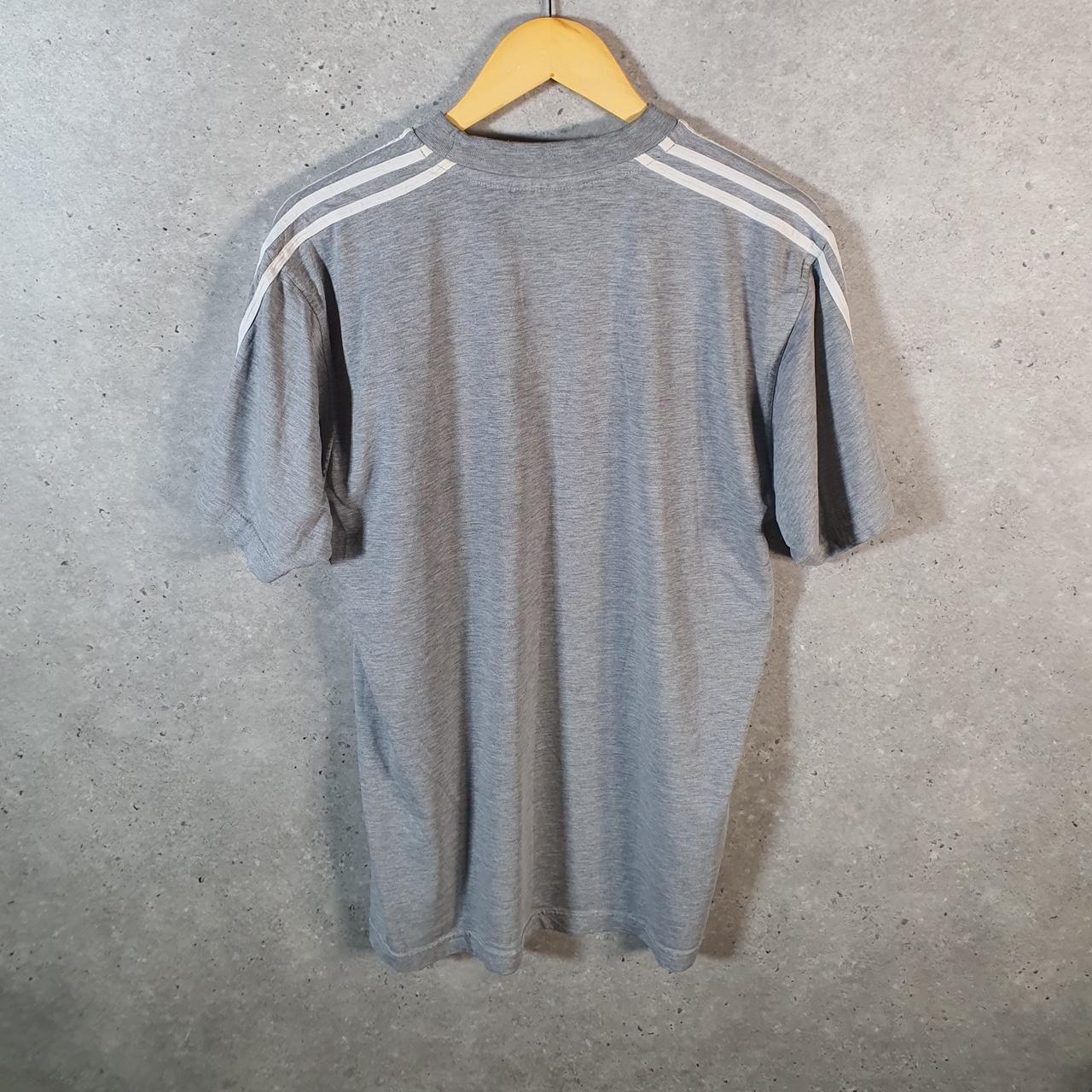 Vintage Adidas 90s USA T Shirt Men’s Medium Grey Three Stripes Logo Athletic