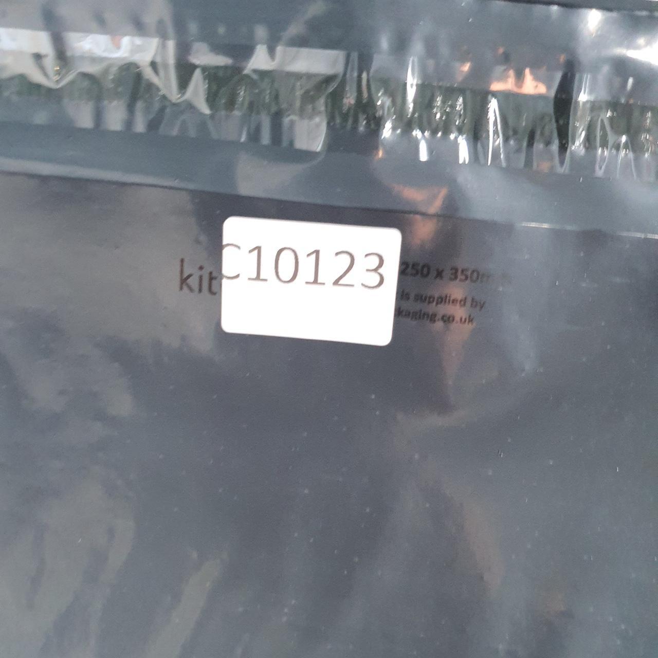 Vintage Nike Run Spellout T Shirt Shirt Men’s Small White Logo Swoosh Athletic