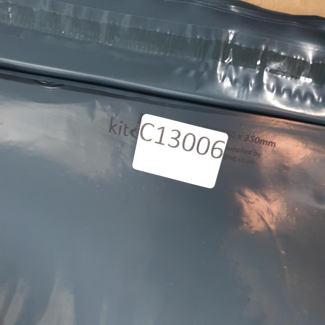 Vintage Nike Club Embroidered Sweatshirt Men’s Medium Grey Swoosh Y2K Pullover Logo