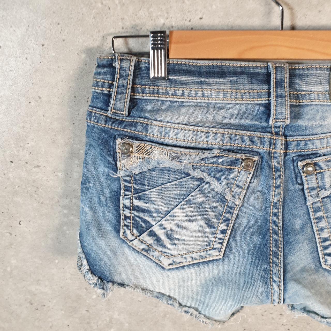 Vintage Miss Me Baggy Y2K Hip Hop Jeans Shorts Jorts Womens W28 Blue Denim Low Rise