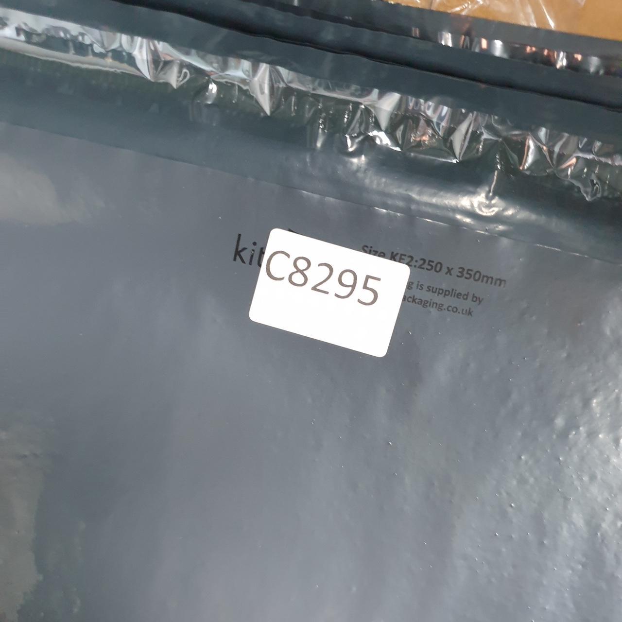 Vintage Nike T Shirt Men’s Small Black Printed Single Swoosh Logo Athletic C8295