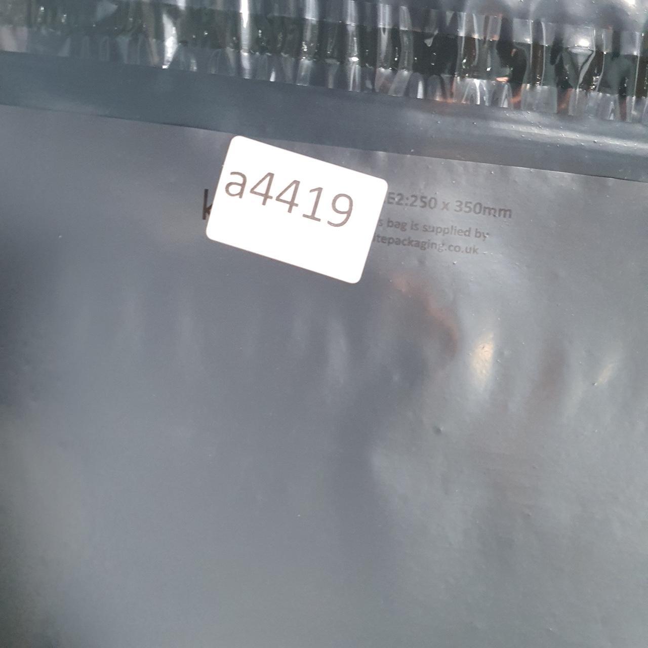 Vintage Eddie Bauer Chino Shorts Jorts Cargo Womens W34 Beige Baggy Cotton A4419