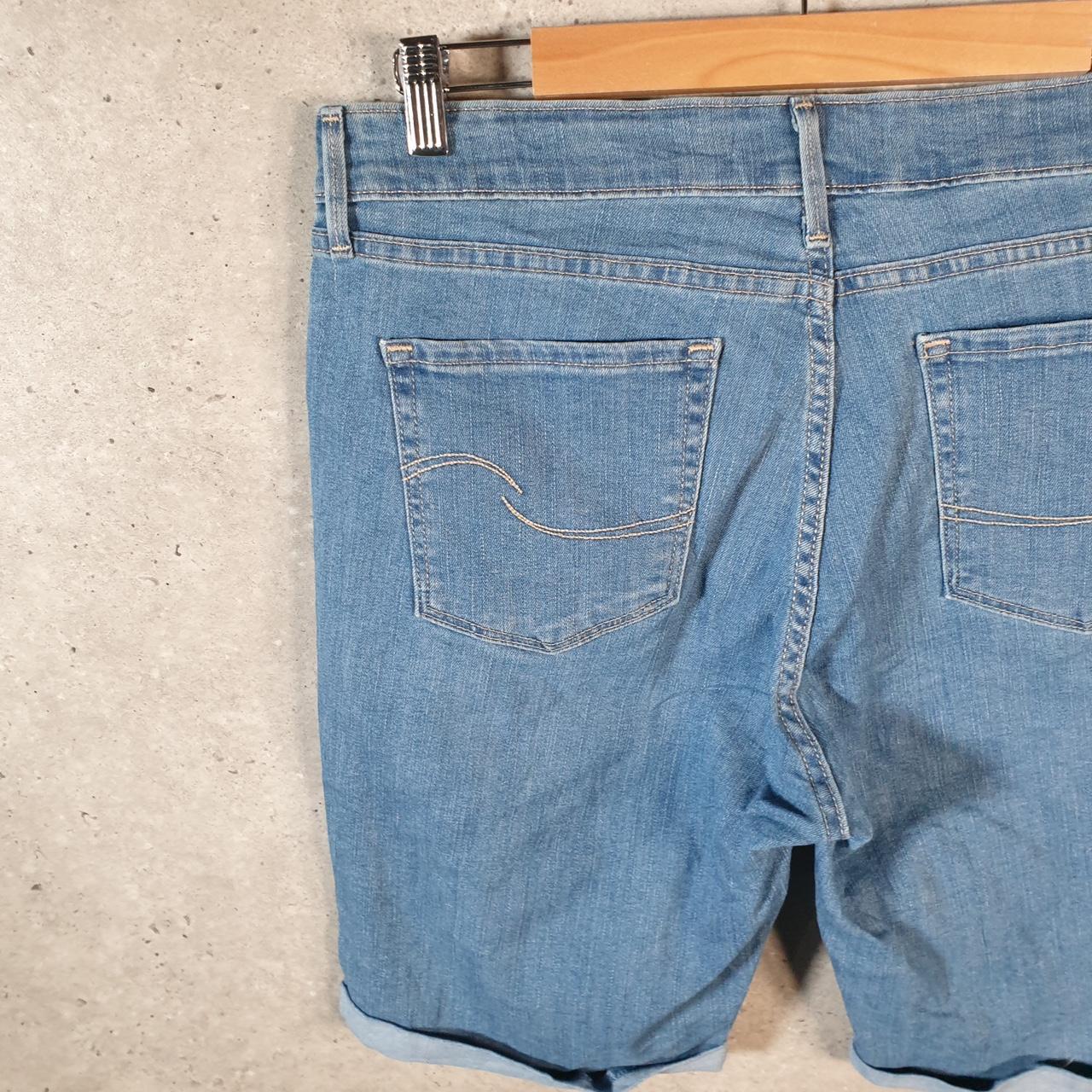 Vintage Levi’s Baggy Shorts Jorts Cargo Womens W31 Blue Relaxed Denim