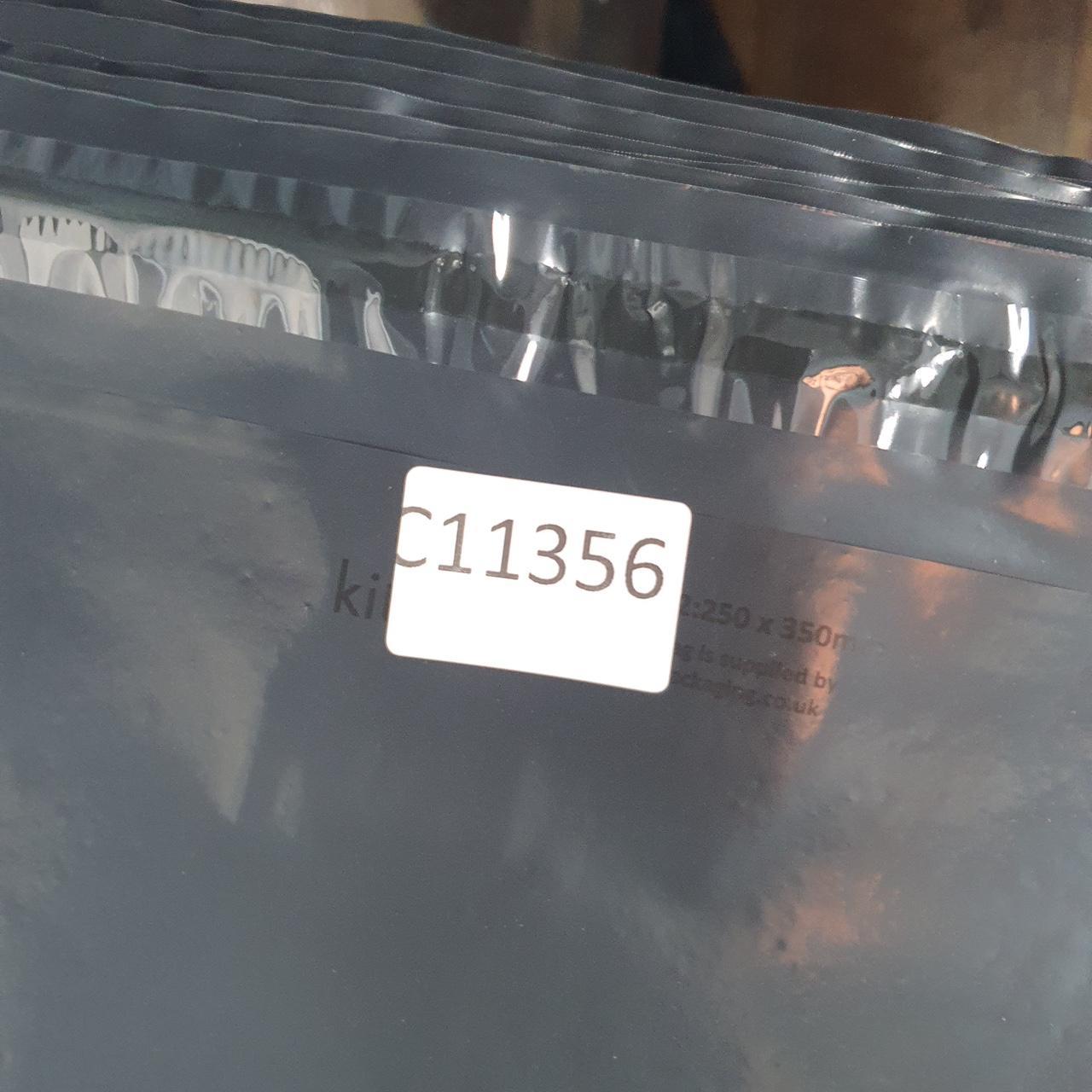 Vintage Nike Club Spellout Graphic T Shirt Men’s XL Black Swoosh Athletic