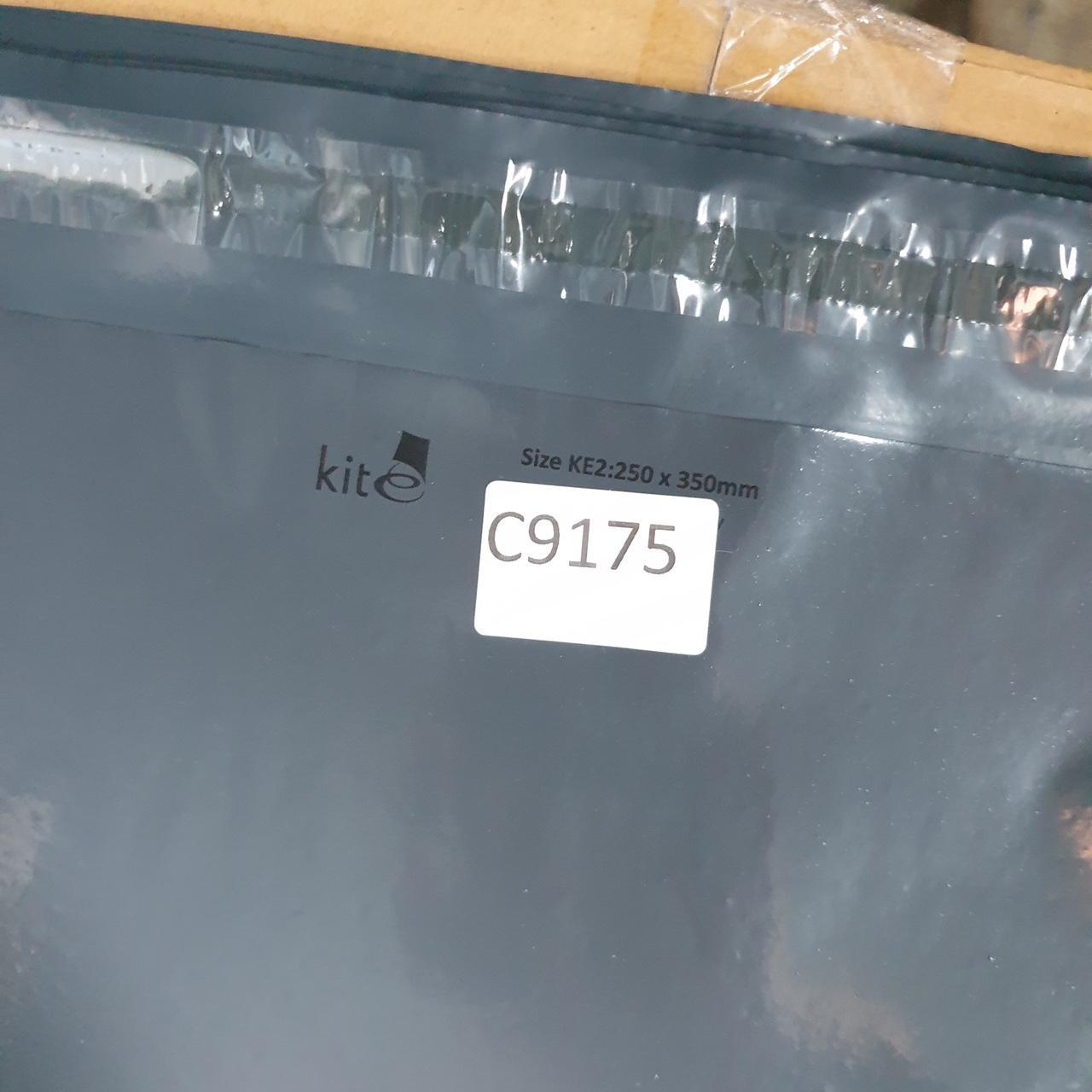 Vintage Carhartt Pocket T Shirt Men’s Medium Orange Workwear Chore Utility Loose Fit C9175