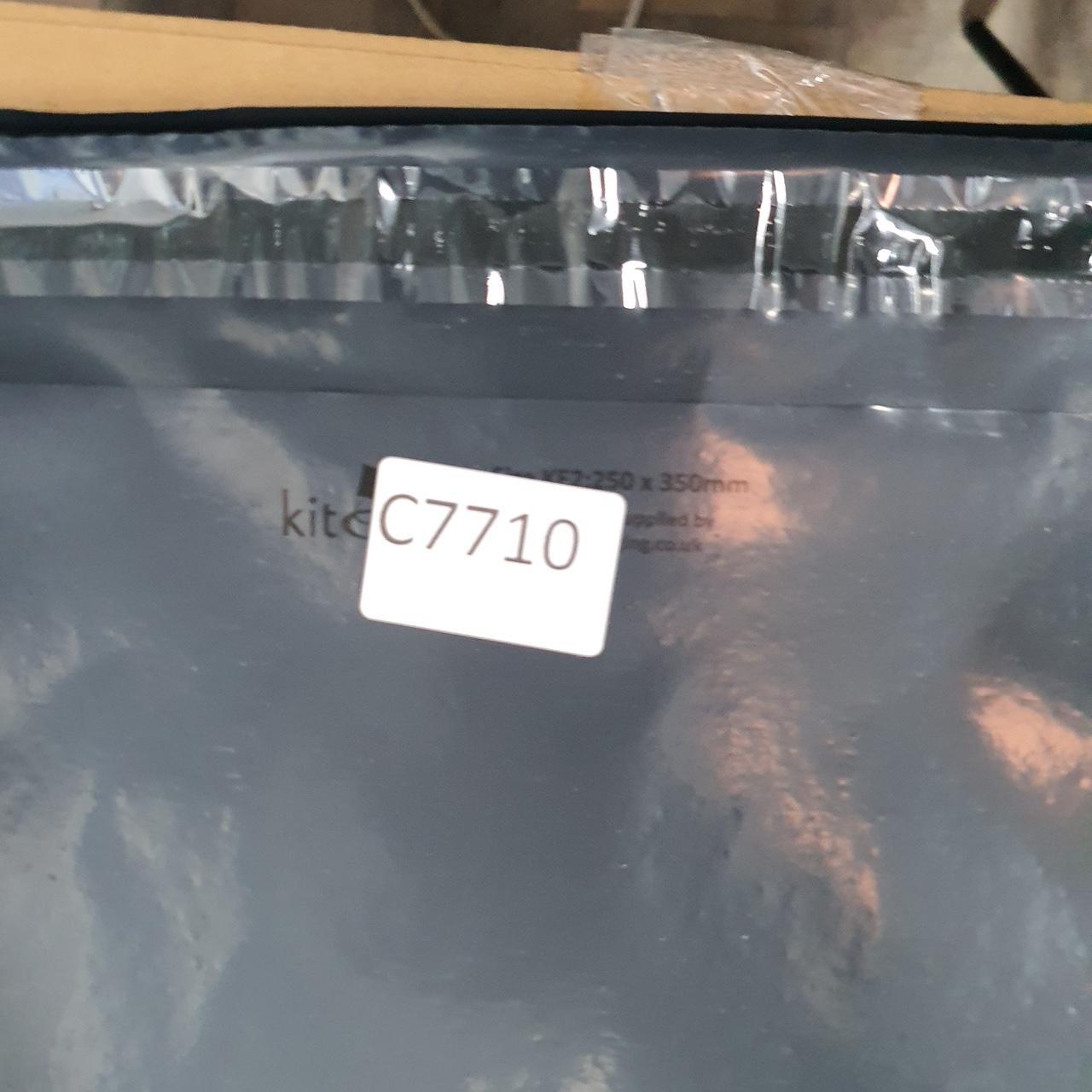 Vintage Ralph Lauren Button Down Shirt Men’s Small Blue Checkered Classic Fit Cotton Pony Big Fish Vintage