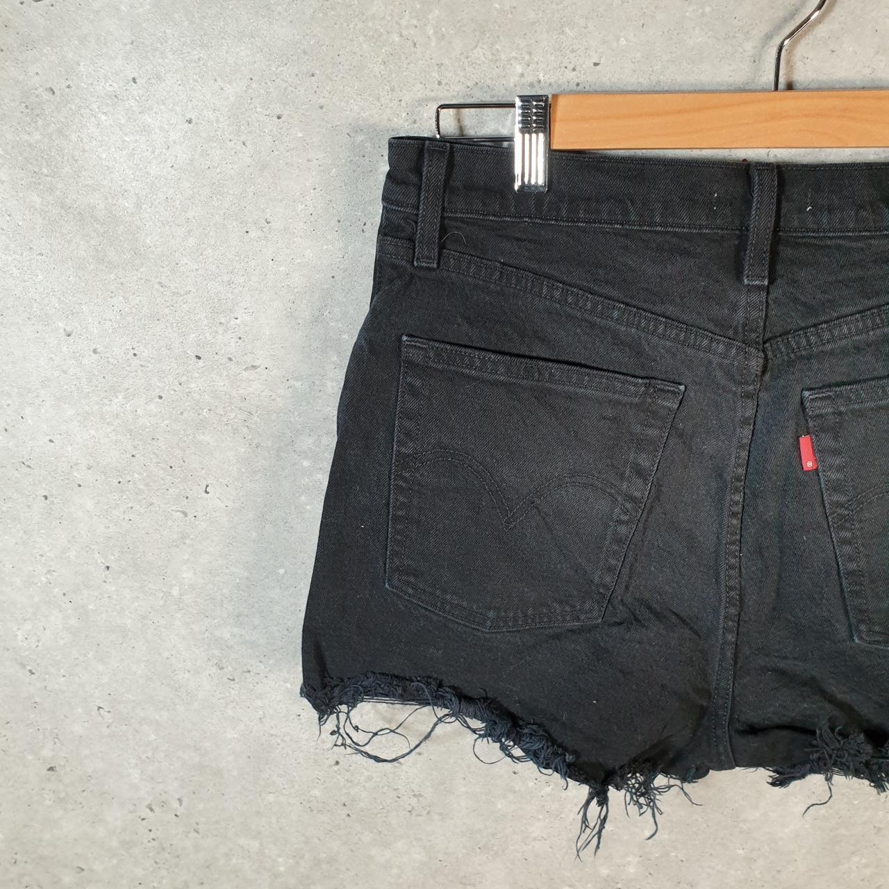 Vintage Levi’s Baggy Shorts Jorts Cargo Womens W30 Black Relaxed Denim