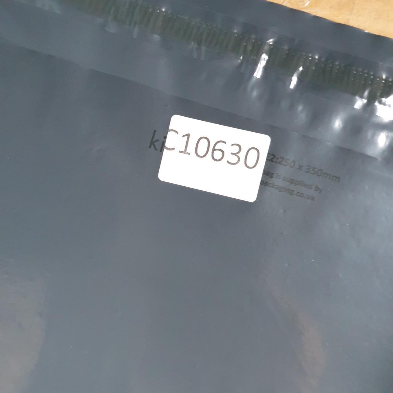 Vintage Adidas T Shirt Men’s Large Graphic Black Trefoil Logo Athletic