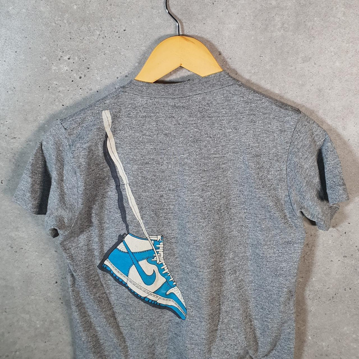 Jordan 1 High Chicago Bred Used 80s Nike T Shirt Vintage Rare Authentic Mens Small Grey