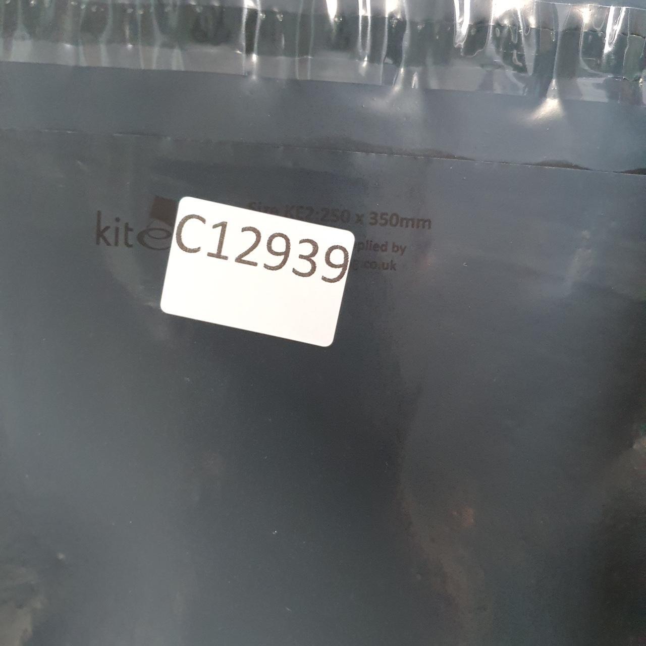 Vintage Carhartt Pocket T Shirt Men’s Large Blue Workwear Chore Utility Loose Fit