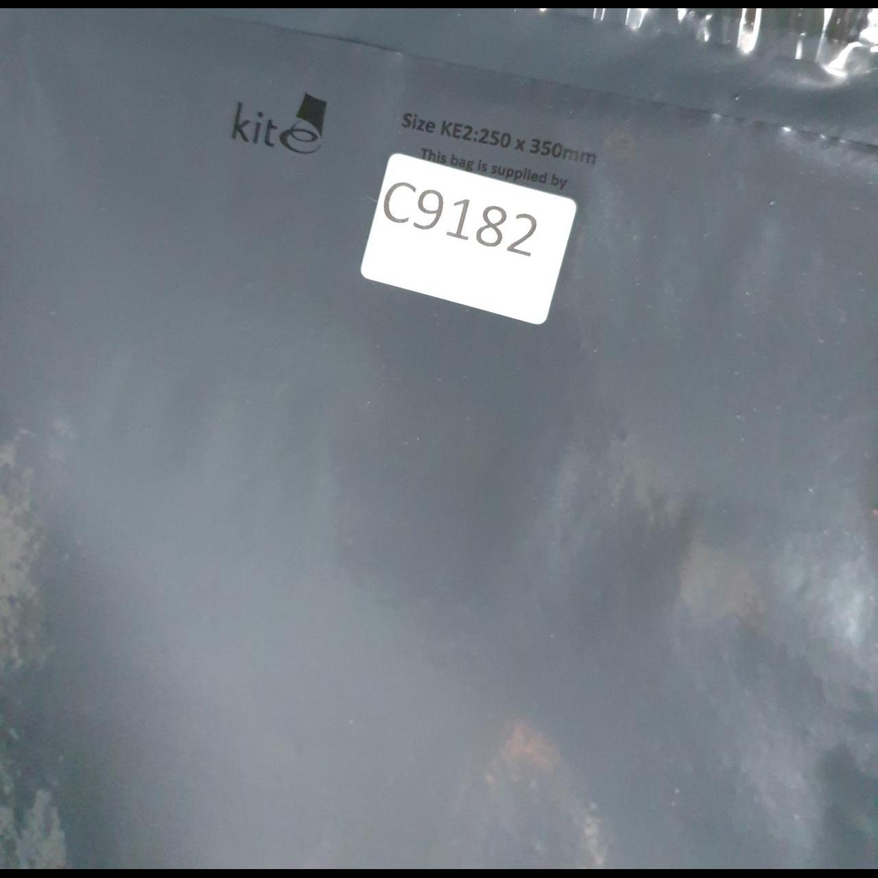 Vintage Carhartt Pocket T Shirt Men’s Medium Navy Blue Workwear Chore Utility Loose Fit C9182